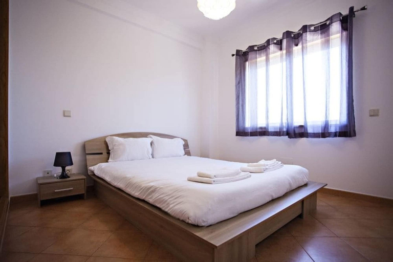Room 5, Gomeira in Tavira With 3 Bedrooms and 2 Bathrooms, Alcoutim