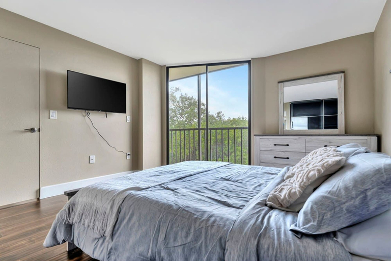 Room 5, Cove Cay 2bd - 5 Star Amenities on the Golf Course, Pinellas