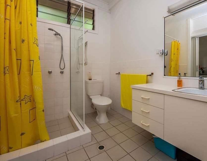 Bathroom, Nature Haven on Mandalay, Magnetic Island