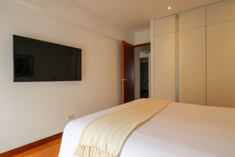 Room 2, w Glorious 2BR w Amazing Deco in Barranco, Lima