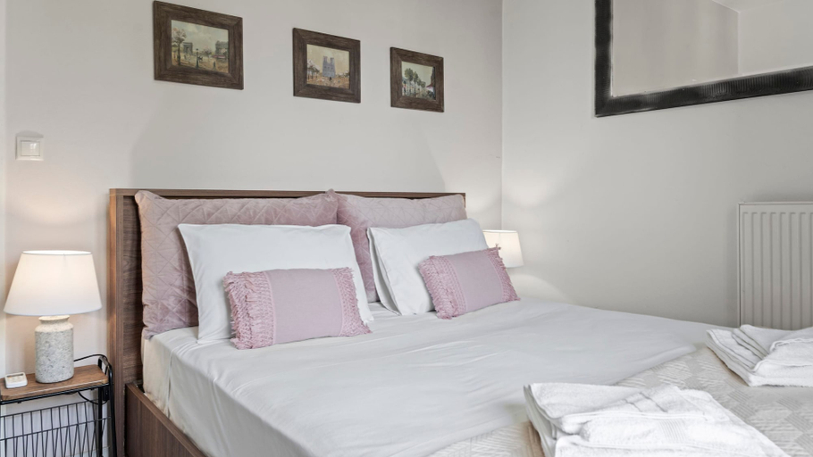 Room 3, Seaside Oasis Near Heraklion Villa Maro Getaway, Crete