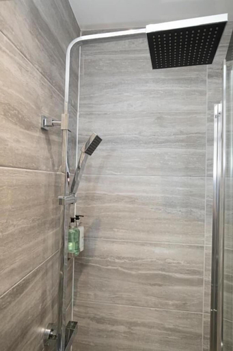 Bathroom 3, Lynwood House Hotel, Sefton
