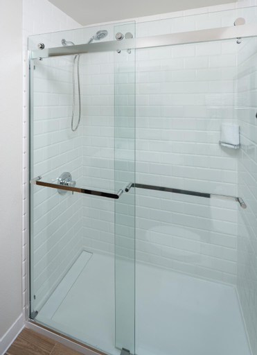 Bathroom 22