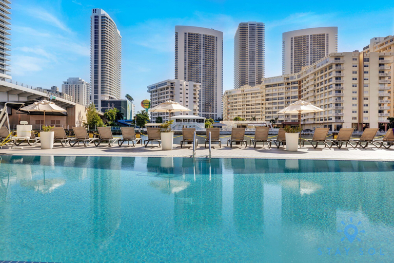 Room 4, Amazing Studio Spectacular Amenities Near Beach, Broward