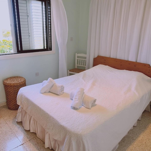 Room 4, 15 ATH - Swallow s Nest Villa