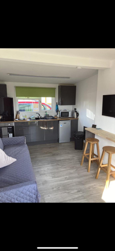 Kitchen 2, F17 Rickardos Holiday Lets, Lincolnshire
