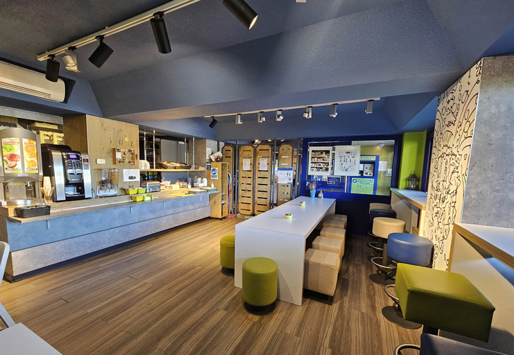 Food & Drinks 4, B&B HOTEL Thionville Yutz A31, Moselle