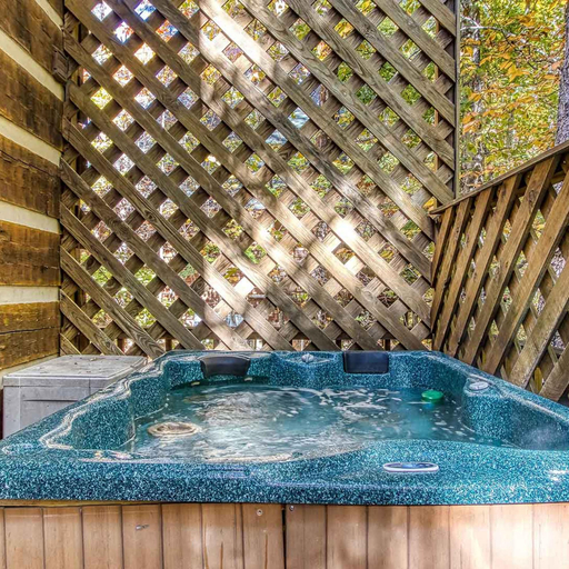 Outdoor spa tub, Fantastic Pet Friendly Cabin Hot Tub Fire Pit, Sevier