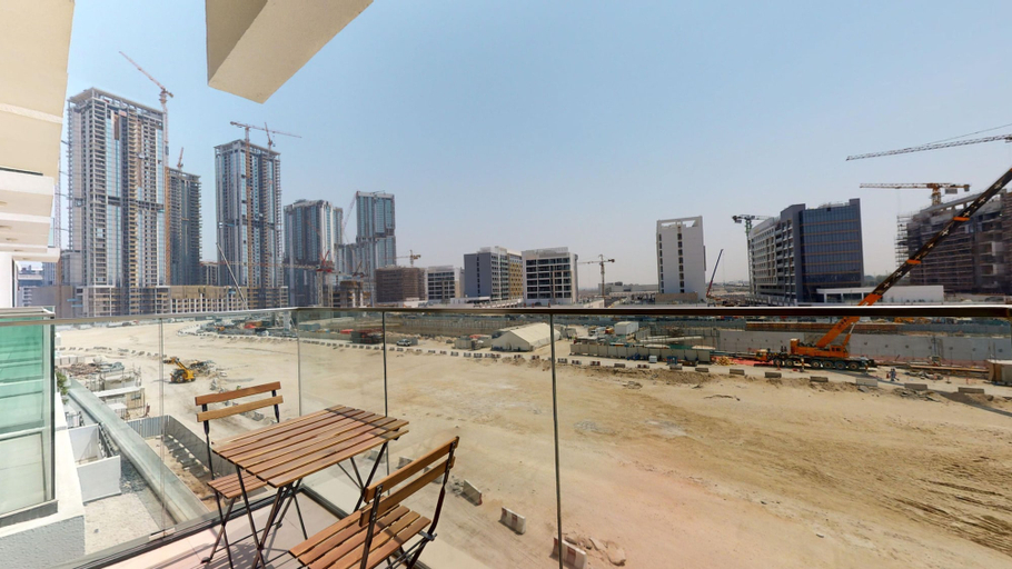 Room 3, Al Meydan - Azizi Riviera 48 - 312, Dubai