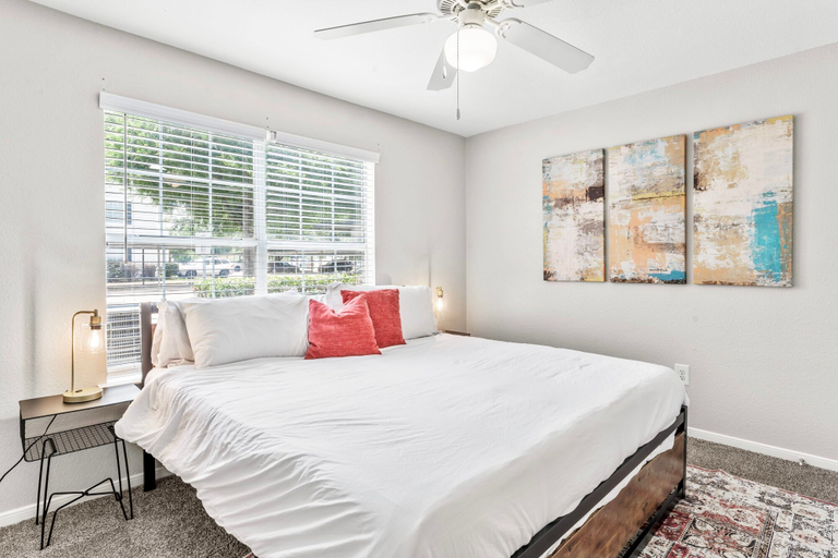 Bedroom 2, Central Modern 2BR Close to UT Moody Center DT, Travis