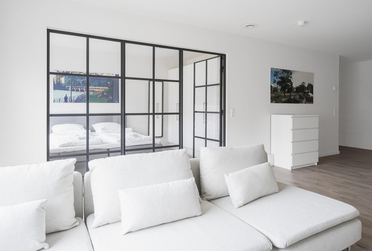 Room 4, Fantastic 1-bed Apartment w Private Terrace, Århus