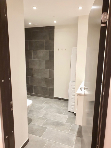 Others 4, Fantastic Apartment w French Balcony, Århus