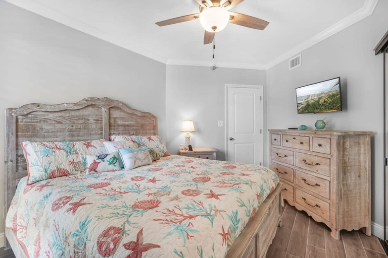 Room 3, Windward Pointe 303 Ideally Located on 3rd Floor, Baldwin
