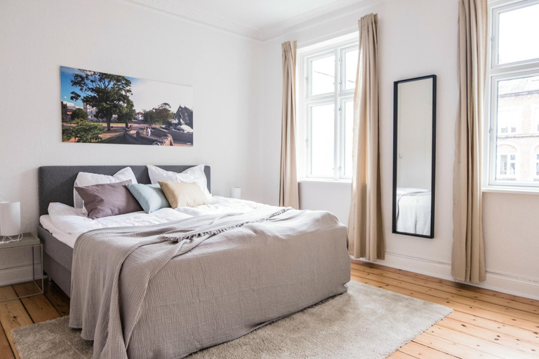 Room 5, Beautiful 2-bed in Great Location, Århus