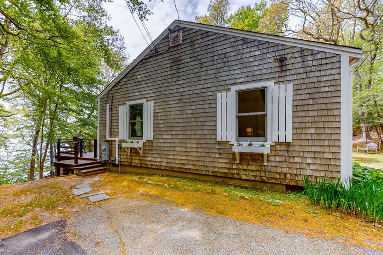 Wakeby Villa, Barnstable