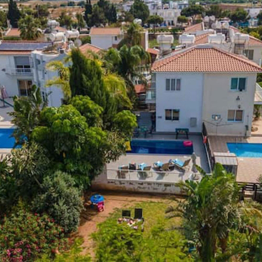 Room 2, 31 Pro- Stay Elysium Villa