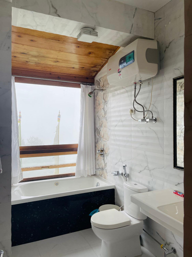Bathroom 2, Martam Farmhouse, West Sikkim