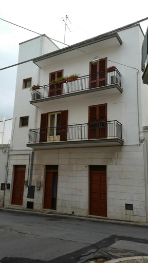 Others 5, Il Ciclamino, Bari