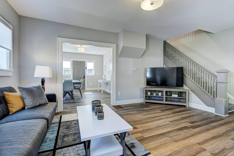 Room 5, The Urban Indianapolis Gem, Marion