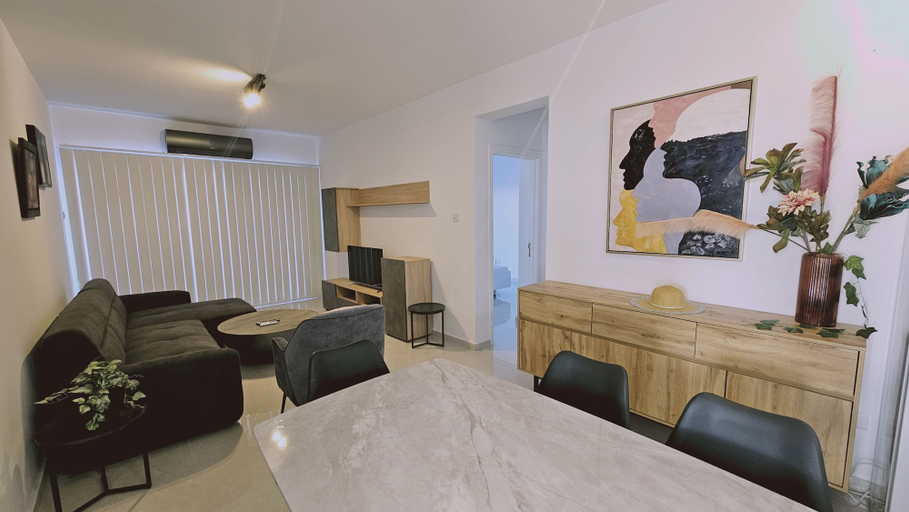 Room 2, 129 PAP - Stay Aphrodite Apartment