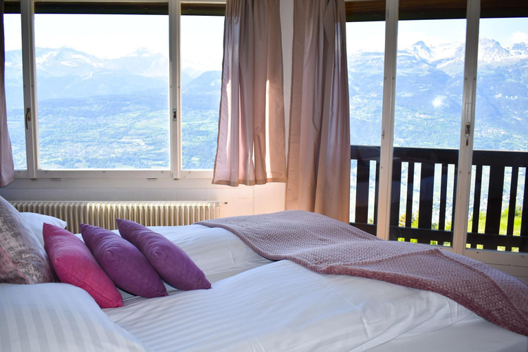 Bedroom, Hostellerie d'Orzival, Sierre