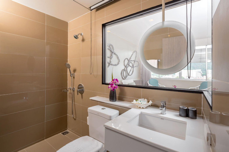 Bathroom 2