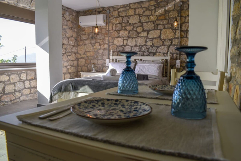 Room 4, Coastal Stone Hideaway With Stunning Scenery, Peloponnese
