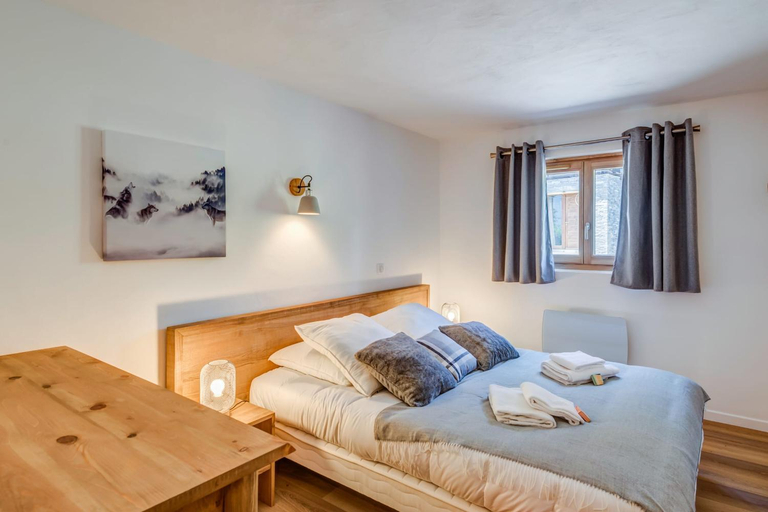 Bedroom, Apartment La Combe Aux Loups -, Haute-Savoie