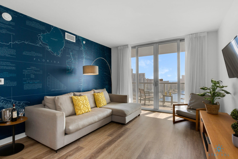 Room 2, Spectacular Apt Infinity View Amazing Amenities, Broward
