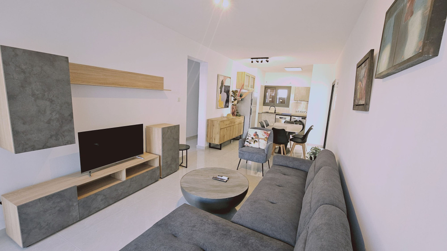 Room 5, 129 PAP - Stay Aphrodite Apartment