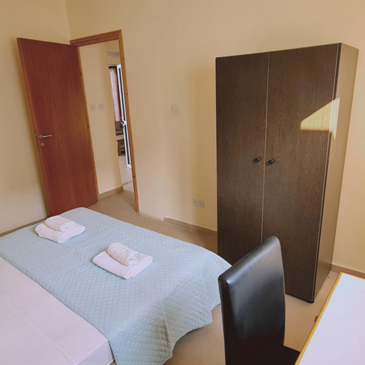 Room 3, 40 PRO 2 - Sunrise Beach Apt 2