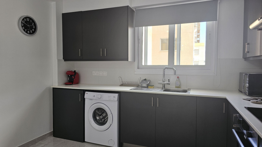 Room 3, 136 LCA - Stay Aquamarine Apartment, Larnaca