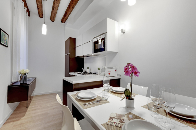 Room 4, Ca dei Botteri 2 by Wonderful Italy, Venezia