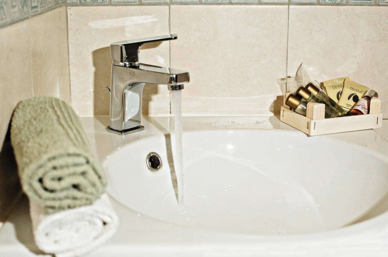 Bathroom 3, Apartment Glatimia- Your Home In Rome, Roma