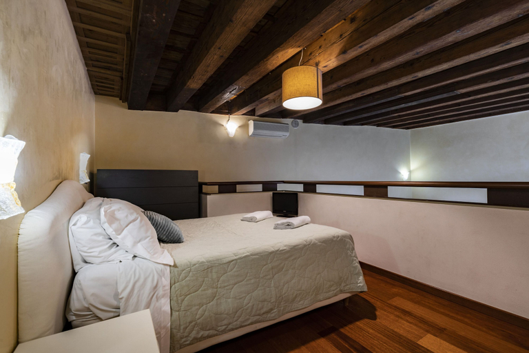 Room 2, Doge Palace 3 by Wonderful Italy, Venezia