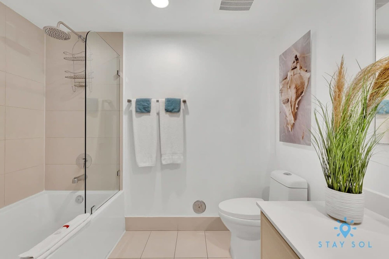 Bathroom 4, Pool Apartment w Balcony Near Beach, Broward