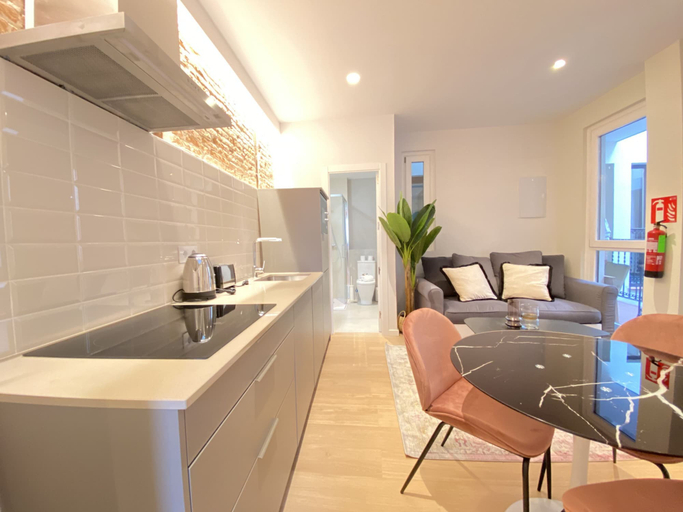 Room 4, C Latina 3-3 in Madrid, Madrid