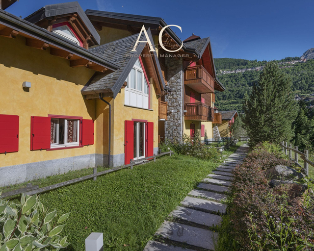 Exterior & Views 2, Charme Mountain Maison, Brescia