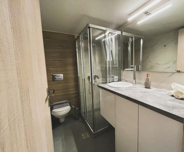 Bathroom, Happy Place -- At042, Attica