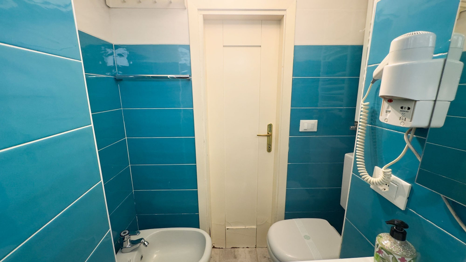 Bathroom 3, Cupido Suite by Ca-sa Check, Venezia
