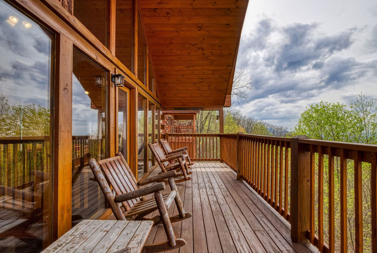 Room 5, Amazing Views Pool Hot Tub Pool Table Arcade, Sevier