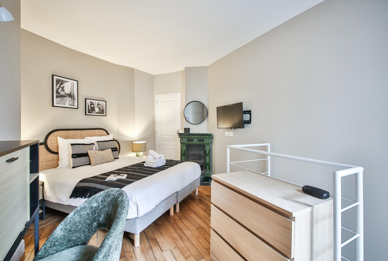 New Triplex 6Pers#ETOILE#Porte Maillot#Porte Champerret, Paris