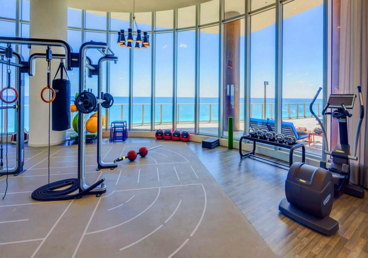 Room 4, Ocean and Beach View Luxury Pet-friendly, Broward