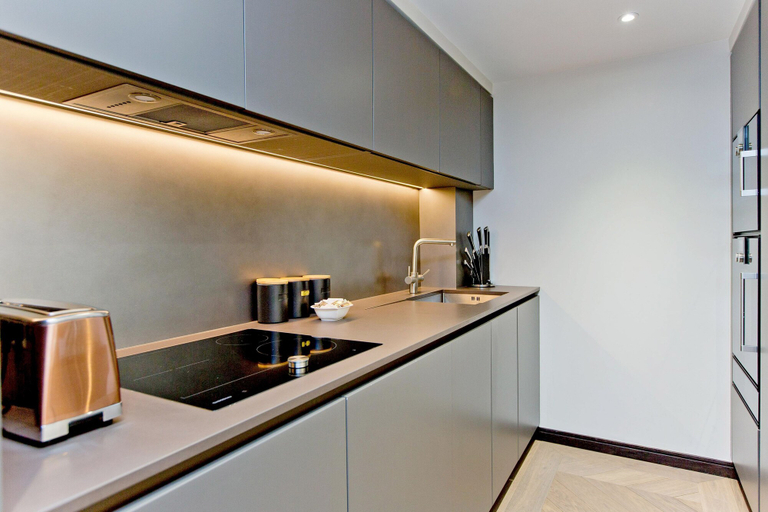 Others 5, 2-bed Superior Apt 207, London