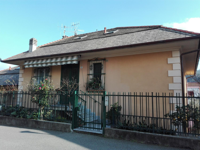 Exterior & Views 1, La Casa del Geco, Genova