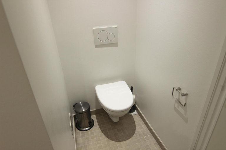 Room 3, Beautiful 2-bed in Frederiksberg C W Balcony, Frederiksberg