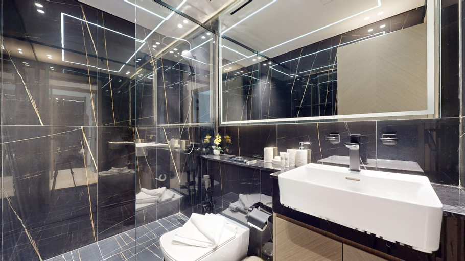 Room 4, JVC - Binghatti Heights 1102, Dubai