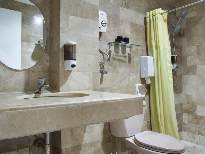 Bathroom 4