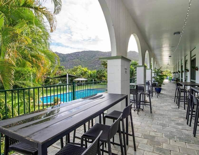 Food & Drinks 3, Nature Haven on Mandalay, Magnetic Island
