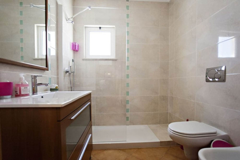 Room 4, Gomeira in Tavira With 3 Bedrooms and 2 Bathrooms, Alcoutim